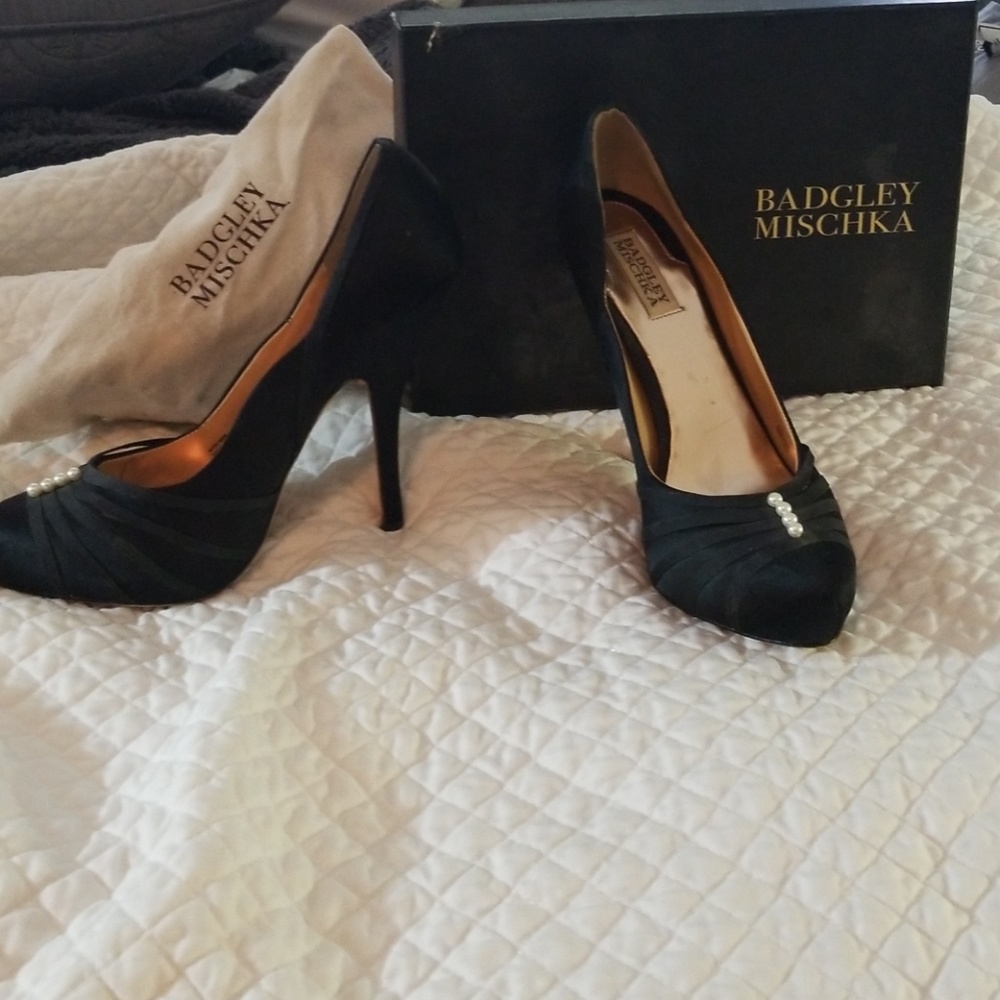 Badgley Mischka heels